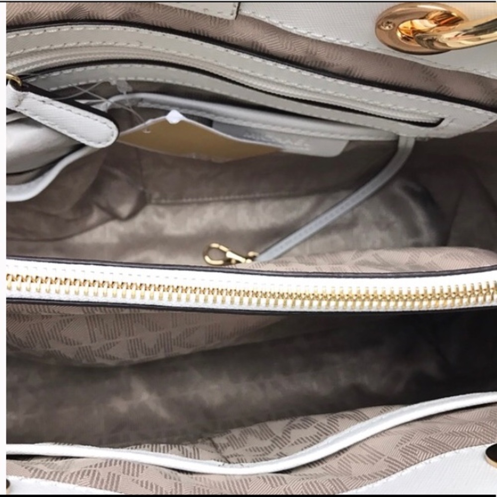 HUGE White Michael Kors Purse Bag - Picture 3 of 5